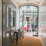 Almaria - Edificio Officina Real Szálloda 4*