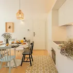 Almaria - Edificio Officina Real Szálloda 4*