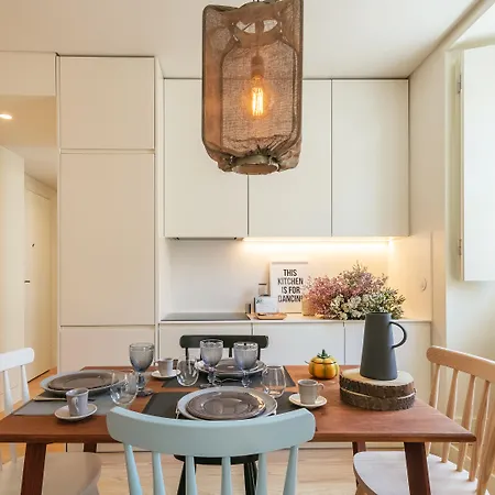 Almaria - Edificio Officina Real Hotel Lisbona