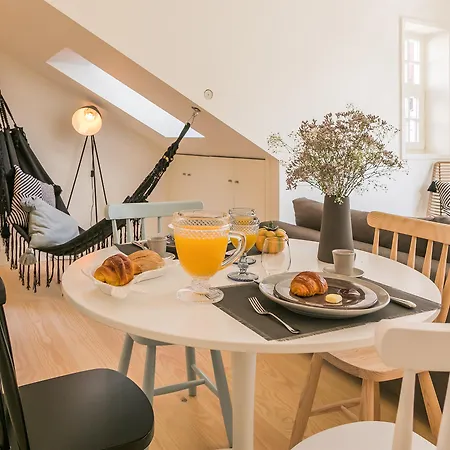 Almaria - Edificio Officina Real Hotel Lisbona