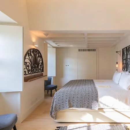 Almaria - Edificio Officina Real Hotel