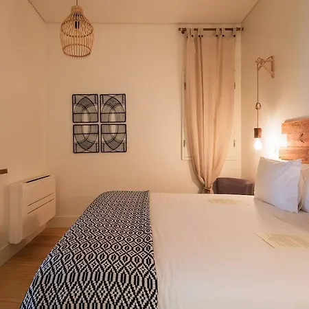 Hotel Almaria - Edificio Officina Real Lisbona