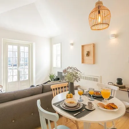 Almaria - Edificio Officina Real Отель Лиссабон