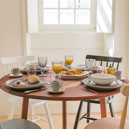 Almaria - Edificio Officina Real מלון ליסבון