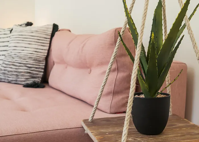 Almaria - Edificio Officina Real Hotel Lisbon