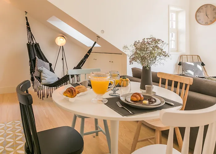 Almaria - Edificio Officina Real Hotel Lisbon